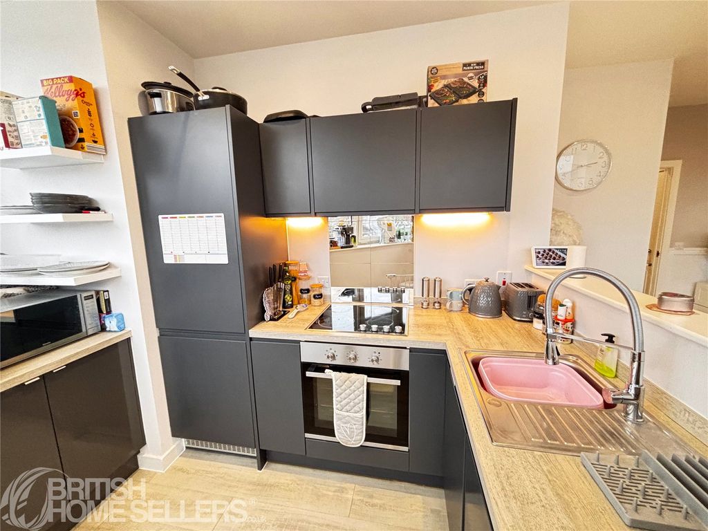 Property photo 3 of 20 Picture No. 06