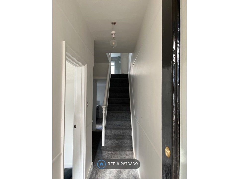 Property photo 2 of 23 Hallway