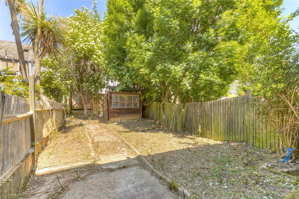 Property photo 2 of 12 Picture No. 01