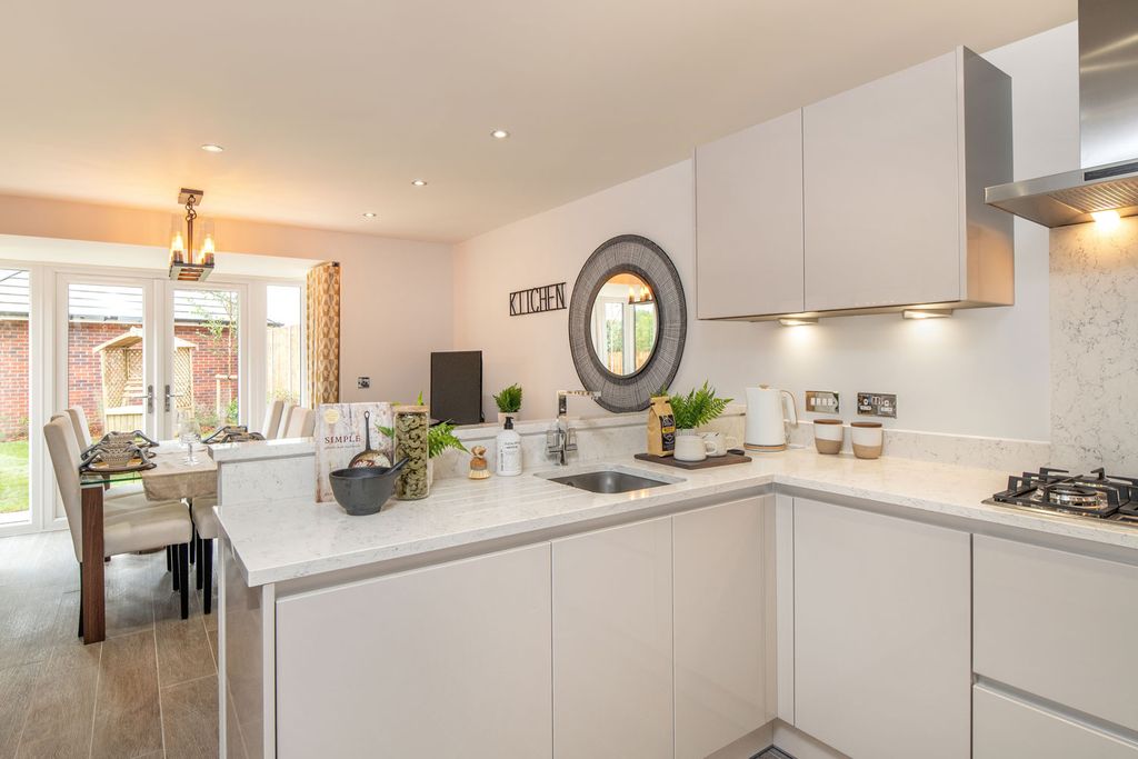 Property photo 1 of 9 Greenwood Internal