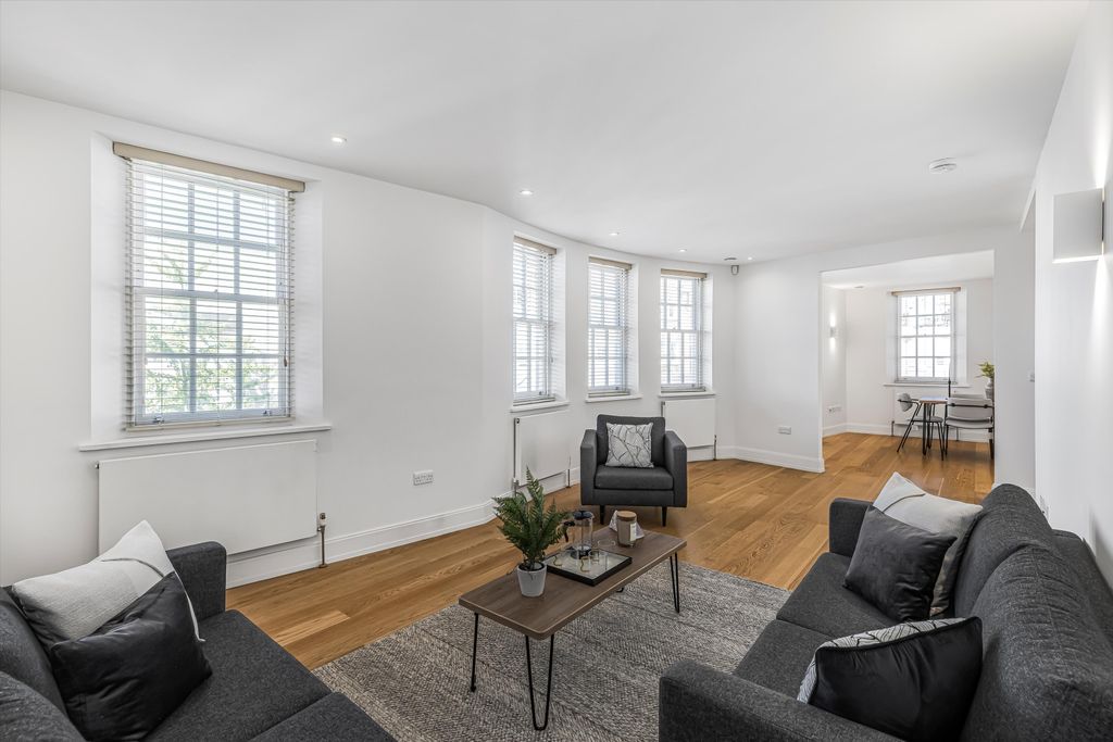 Property photo 1 of 19 Image