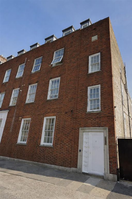 Property photo 1 of 9 Chatgpt Image Feb 26, 2026, 04_18_49 Pm.Png