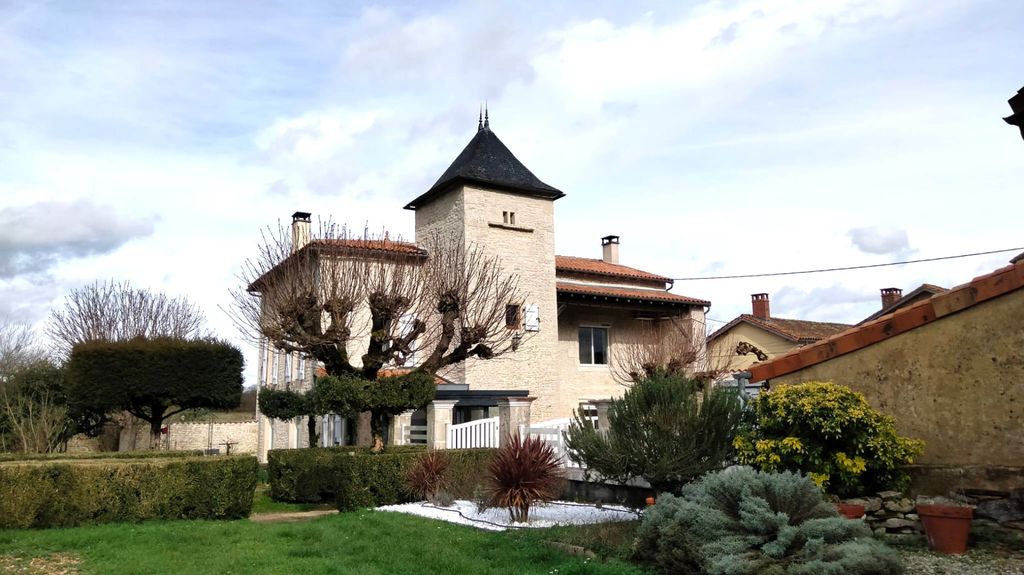 Property photo 1 of 25