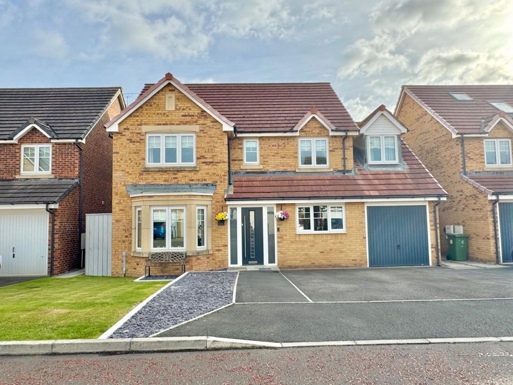 Property photo 1 of 33 B759B0Cf-B1d9-4Ef9-B138-798735A9c1d7