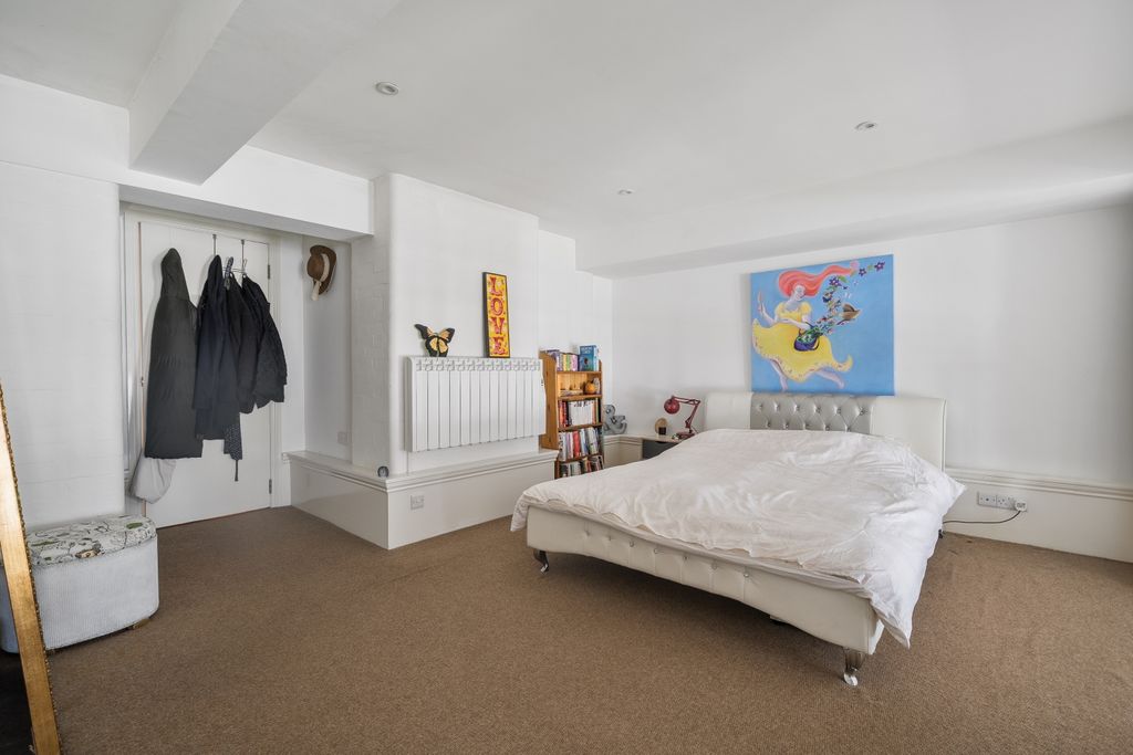 Additional image 14 of 3 bed flat for saleThe Old School, Geneva Place, Bideford, Devon EX39