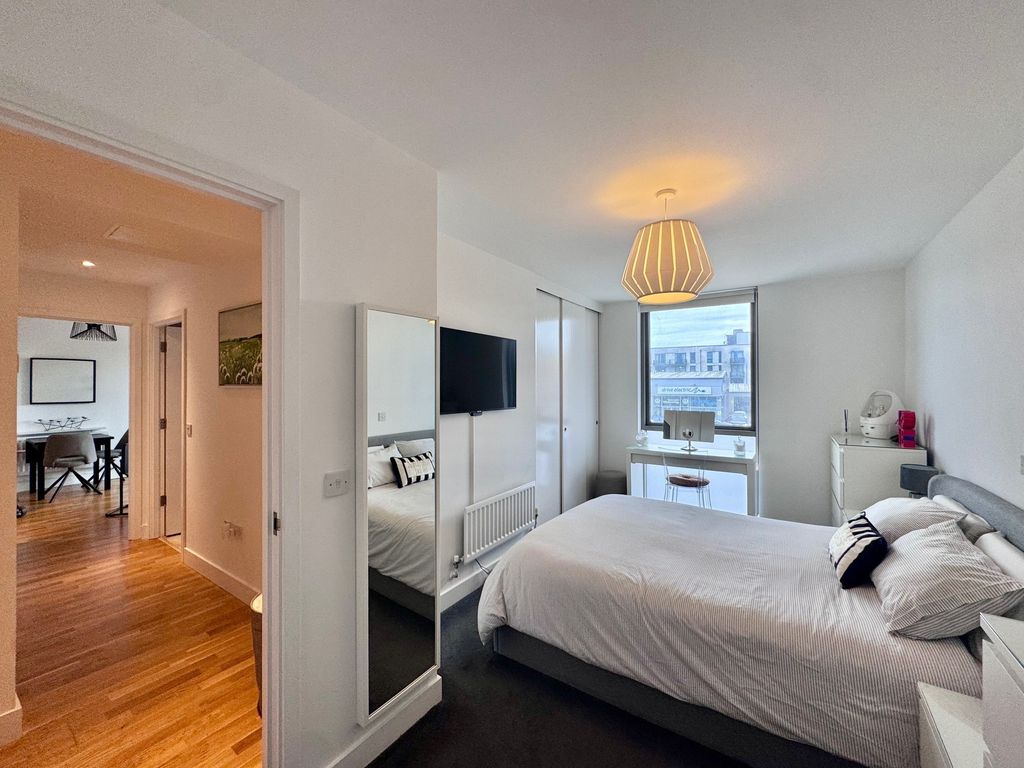 Property photo 3 of 17 Bedroom One