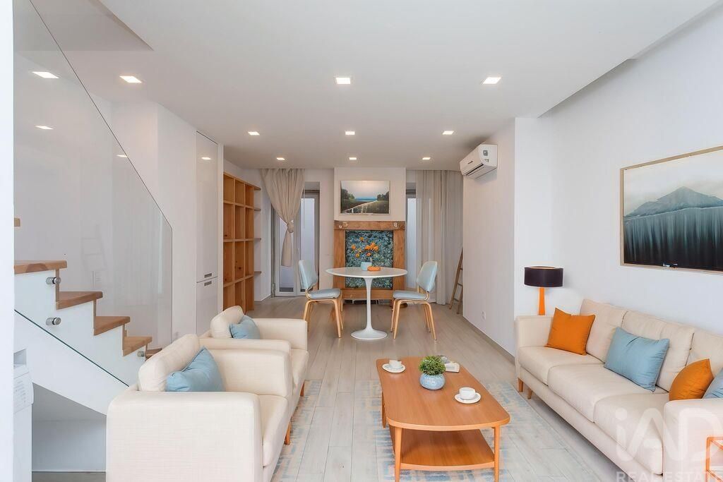 Property photo 1 of 31