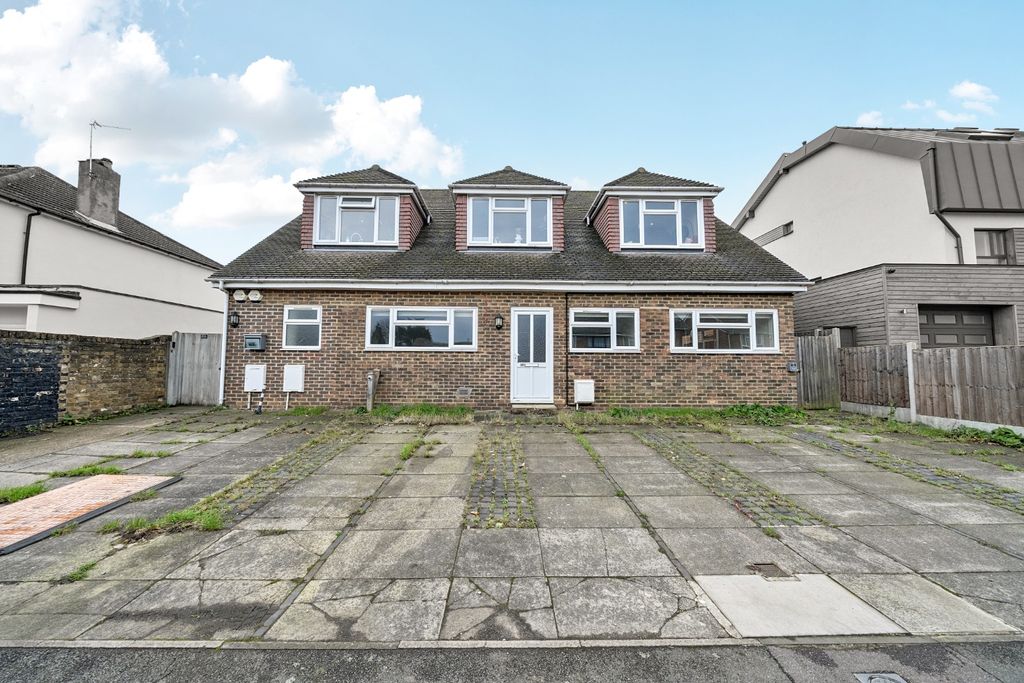 Property photo 1 of 25 4824290