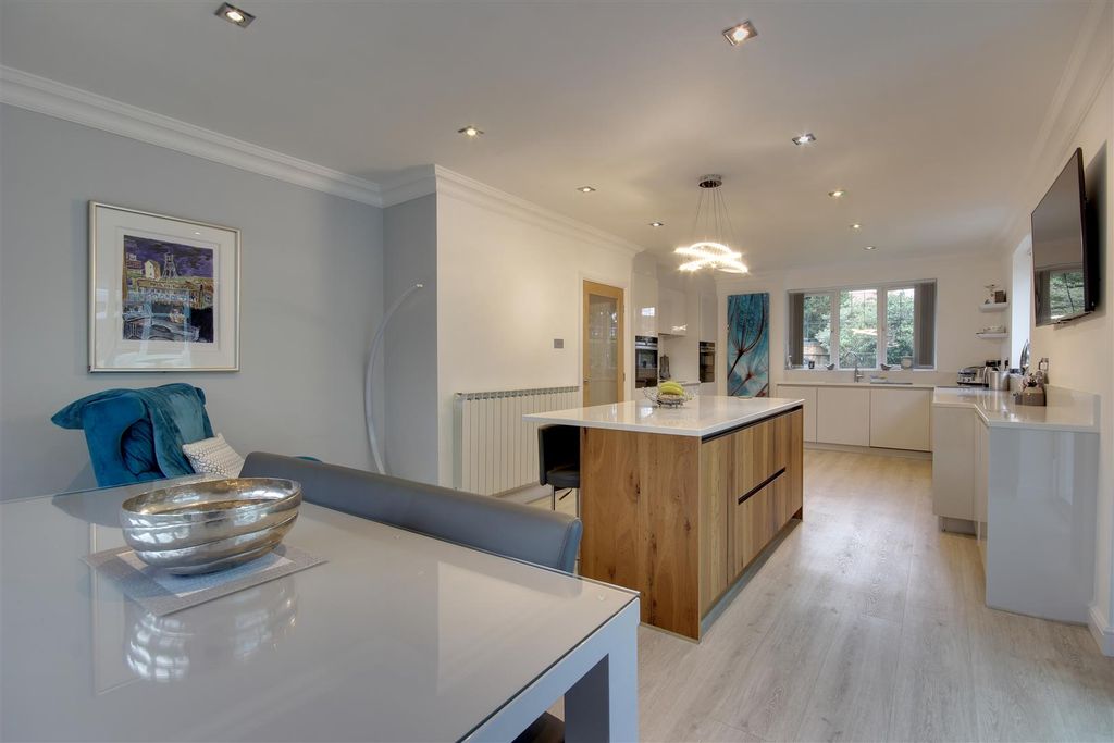 Additional image 11 of 4 bed detached house for saleOff Kemp Road, Swanland HU14