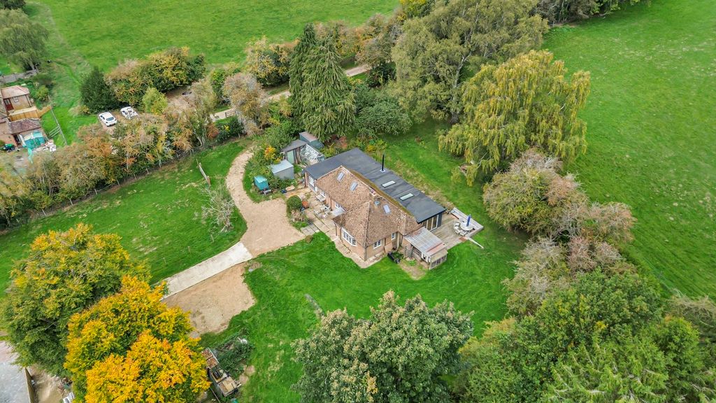 Property photo 3 of 28 Aerial