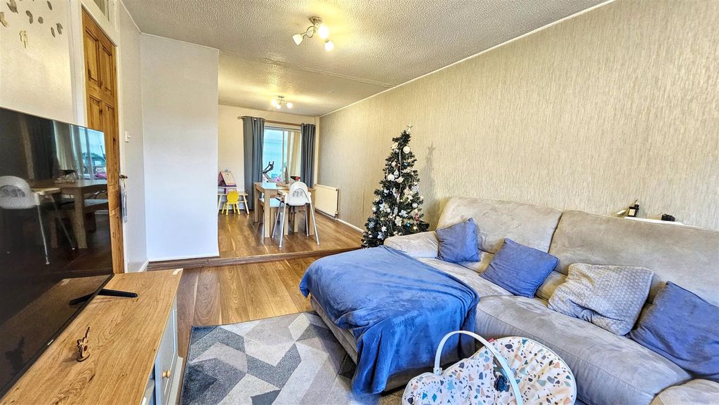 Property photo 3 of 20 20251202_141314.Jpg