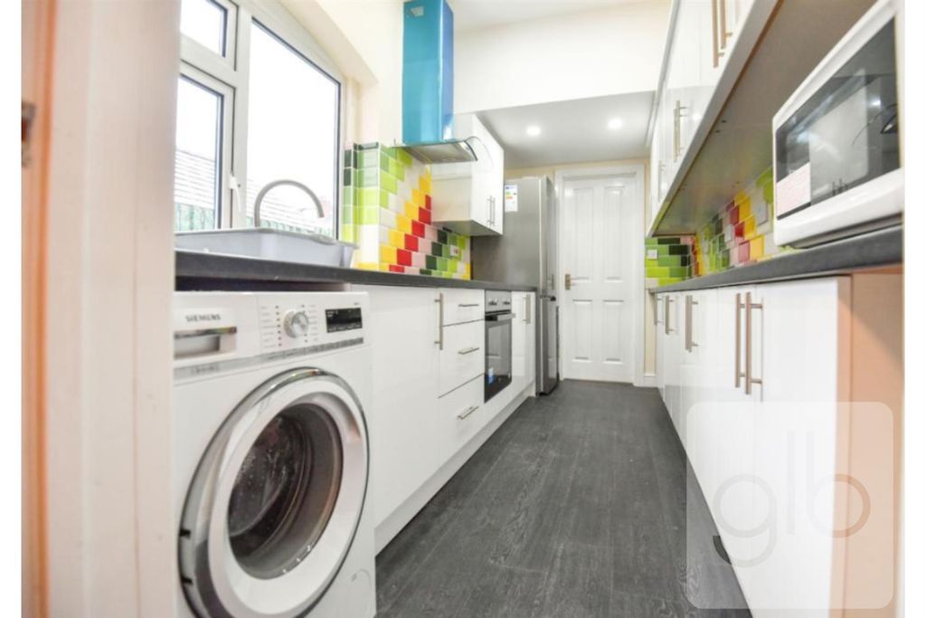 Property photo 2 of 11 2.Png