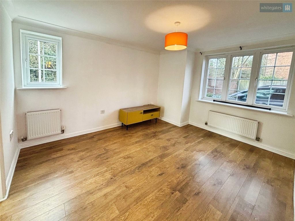 Property photo 2 of 10 Picture No. 26