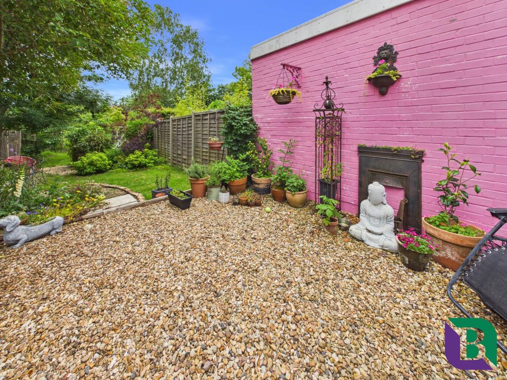 Property photo 3 of 23