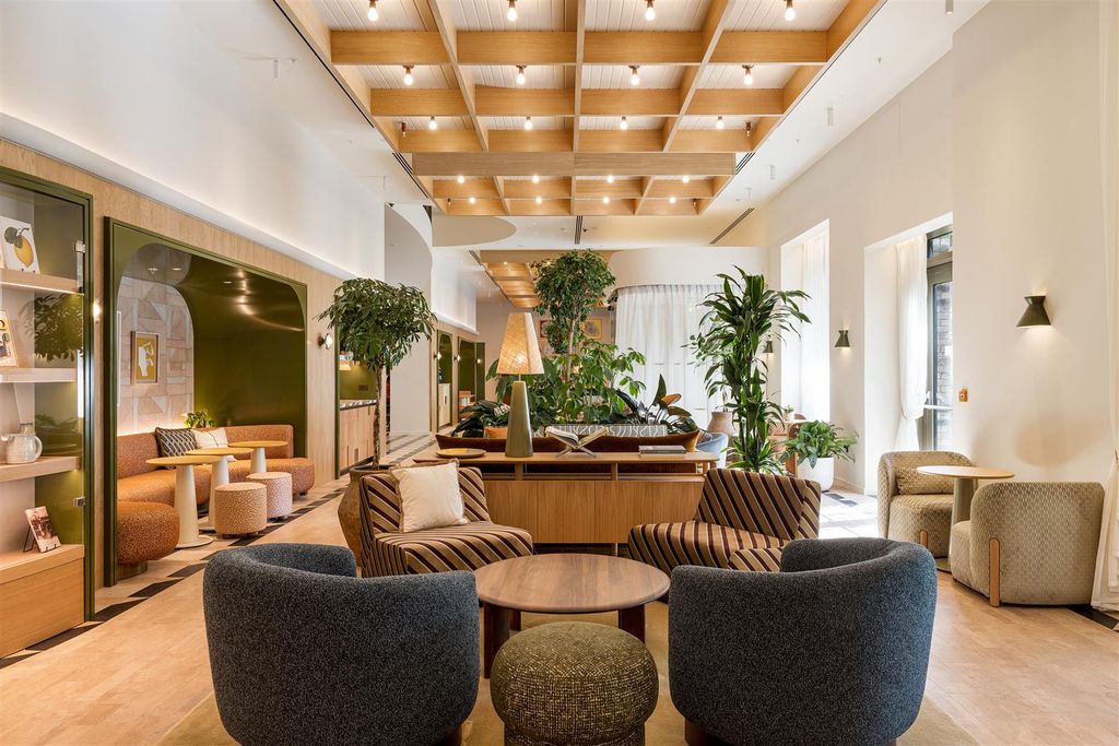 Property photo 3 of 26