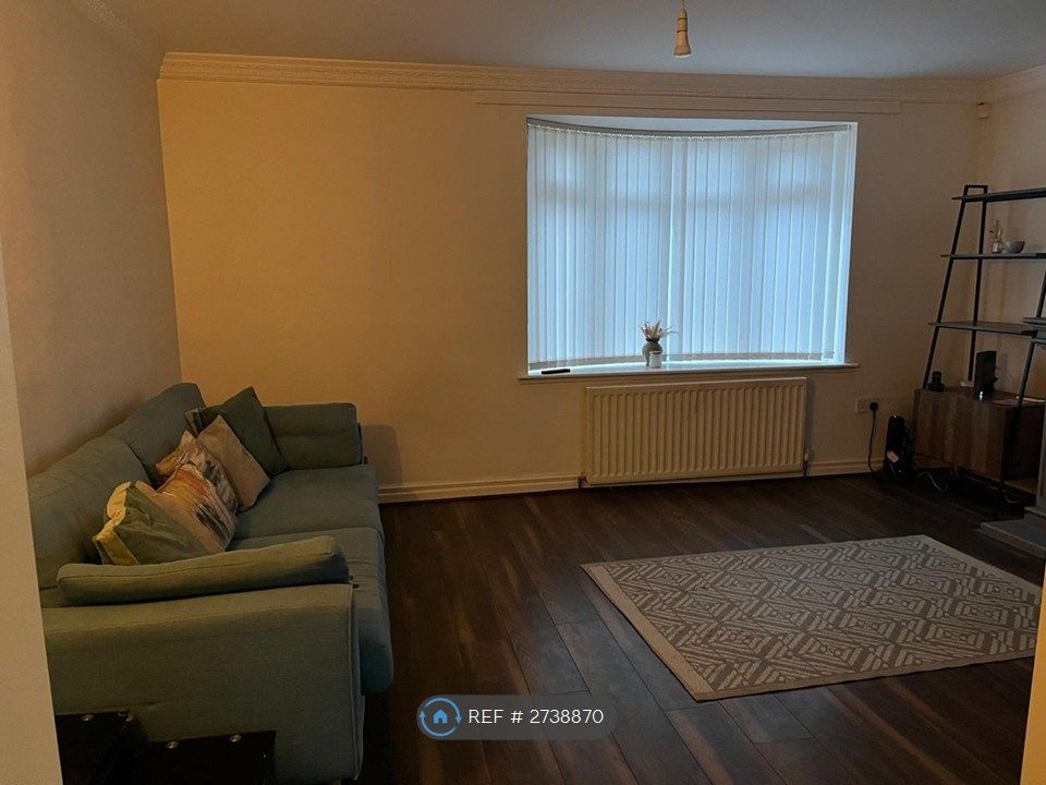 Property photo 2 of 15 Living Room