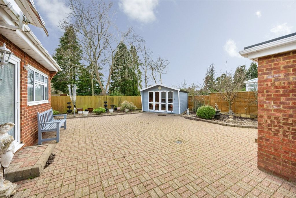 Additional image 22 of 3 bed bungalow for salePoplar Close, Leighton Buzzard, Bedfordshire LU7