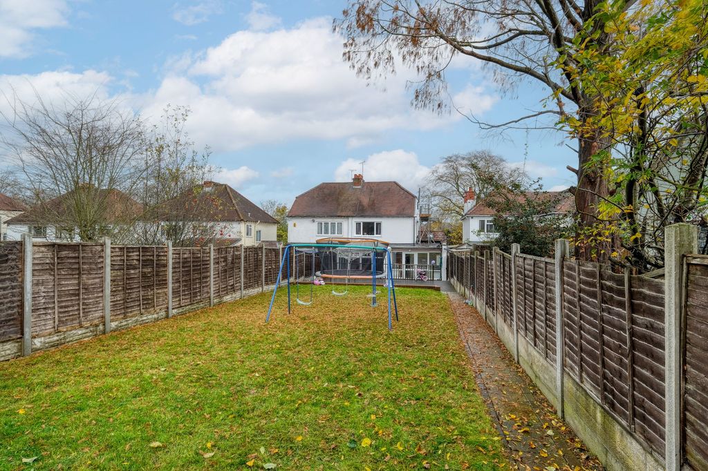 Property photo 2 of 16