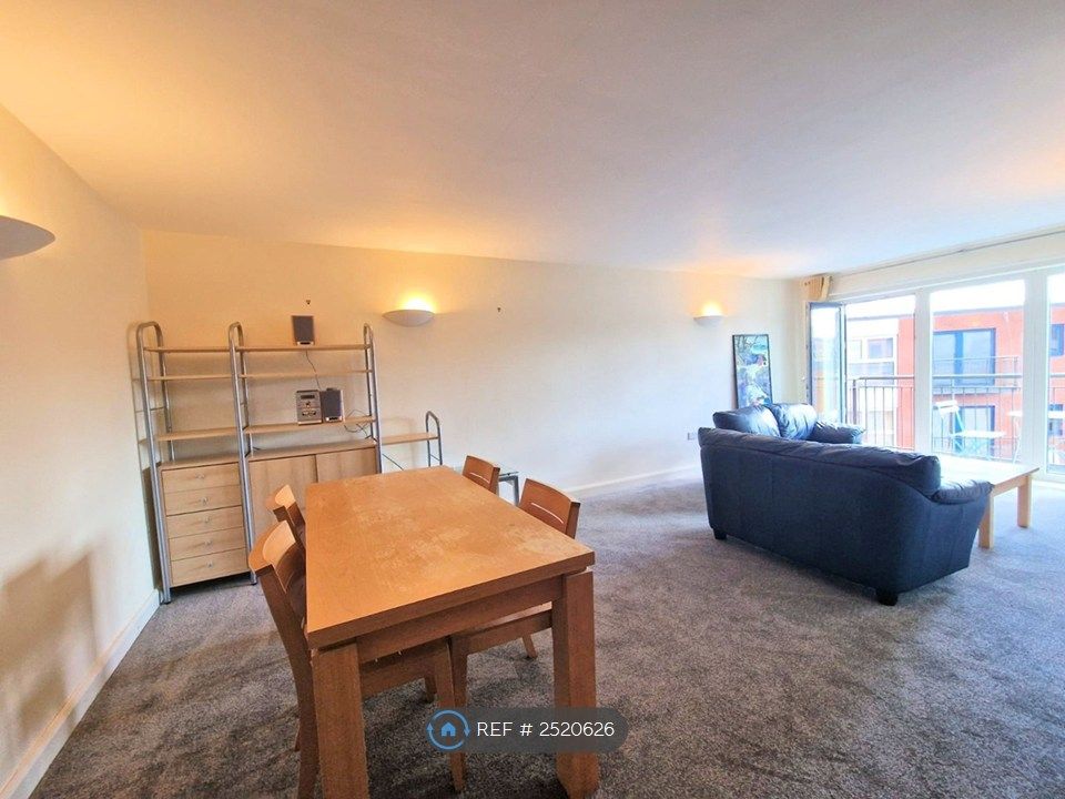 Property photo 2 of 29
