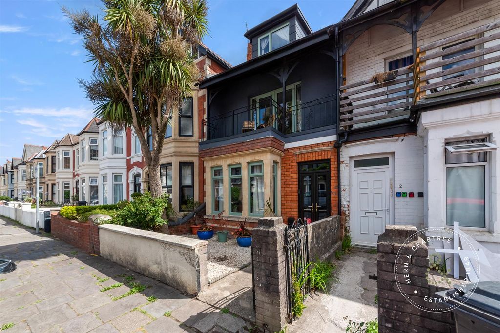 Property photo 1 of 45 Kingsland-Road-45.Jpg