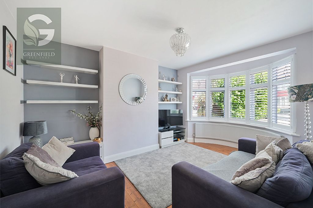 Property photo 2 of 16 Station Avenue, West Ewell, Epsom, Surrey, Kt19