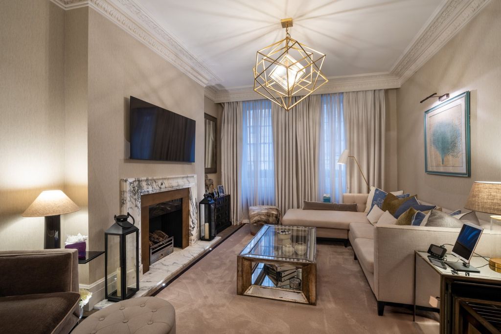 Property photo 2 of 19 Picture No. 05