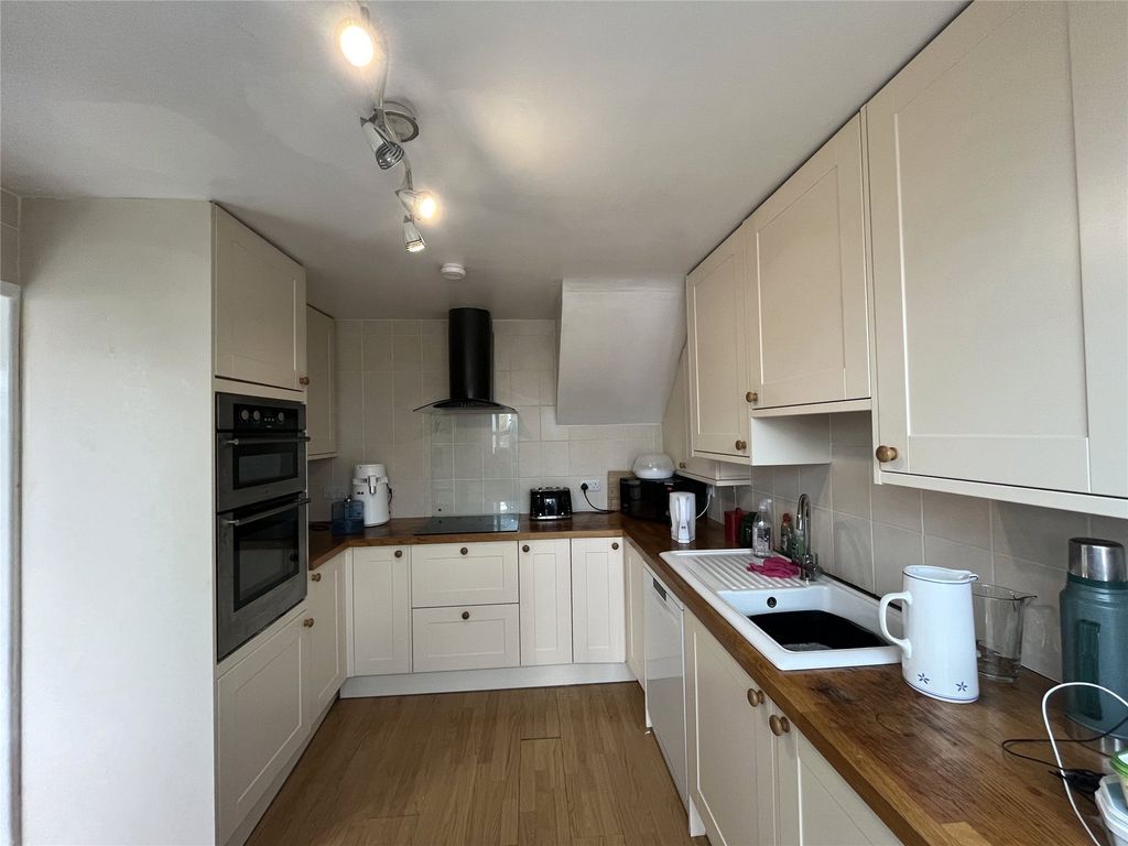 Property photo 2 of 11 Picture No. 11