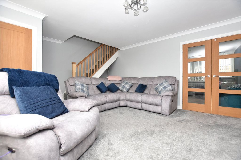 Property photo 3 of 25 Picture No. 12