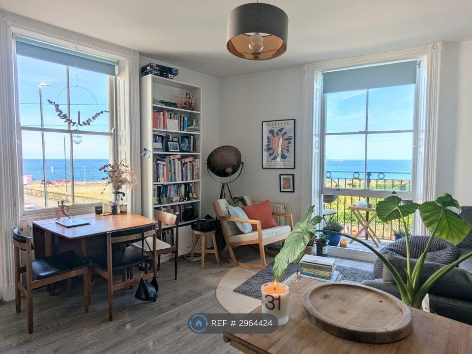 Property photo 1 of 8 Dual Aspect Seaviews Living Room