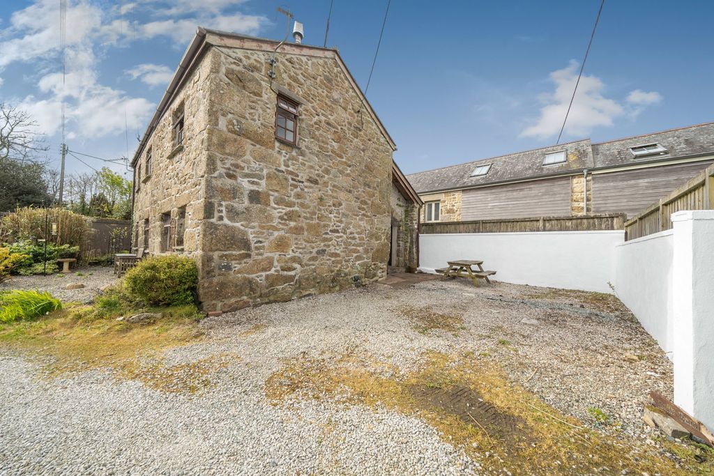 Property photo 3 of 13