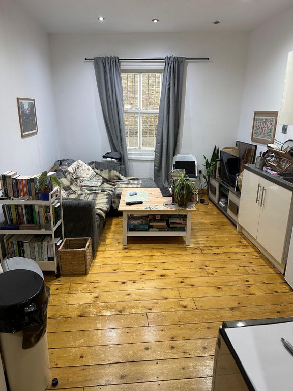 Property photo 3 of 12 Gallery