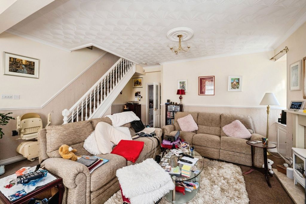 Property photo 2 of 21 Pbox-Img.Jpg
