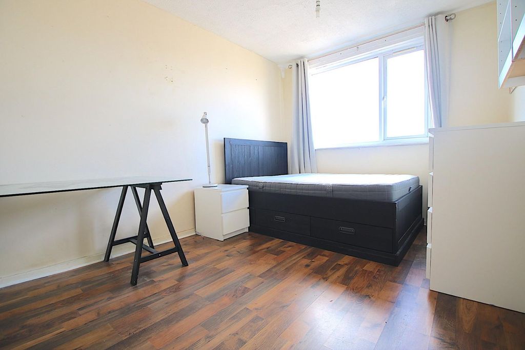 Property photo 3 of 8 Img_7337.Jpg