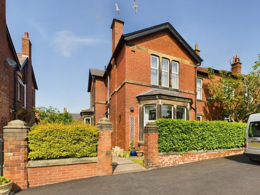 Property photo 1 of 29 Frontage