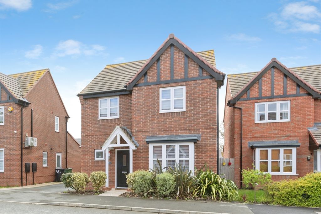 Property photo 1 of 21