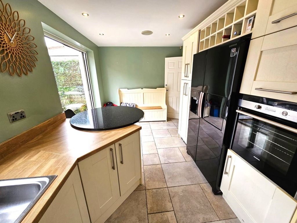 Property photo 2 of 18 Picture No. 07