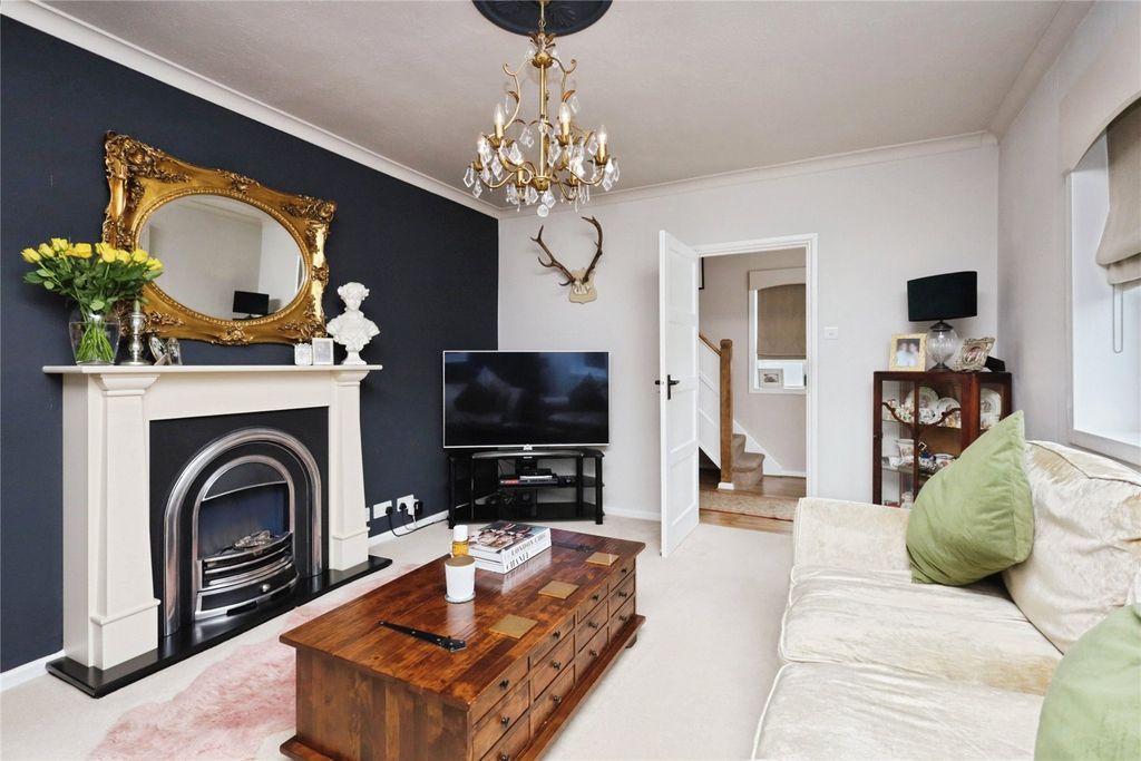 Property photo 2 of 27 Picture No. 20