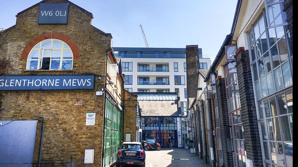 Property photo 1 of 6 7 Glenthorne Mews Hammersmith W6 Office E2.Jpg