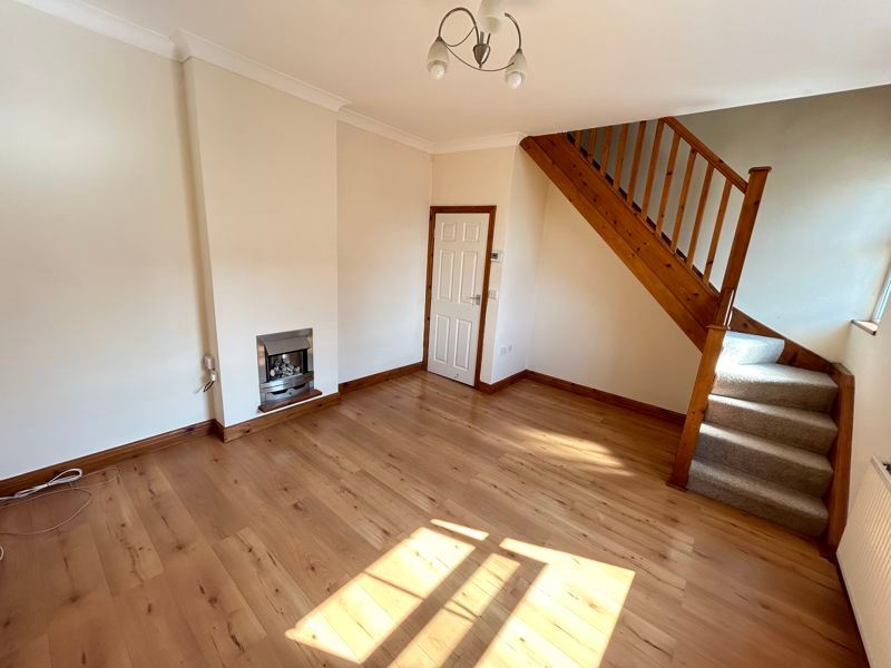 Property photo 3 of 14 Photo 4