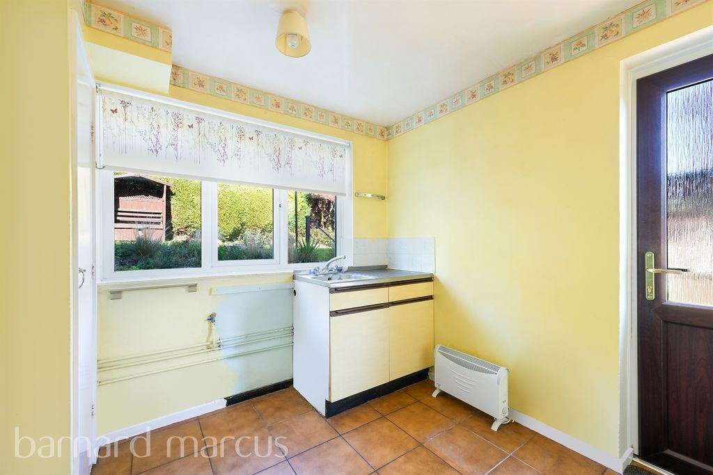 Property photo 2 of 9