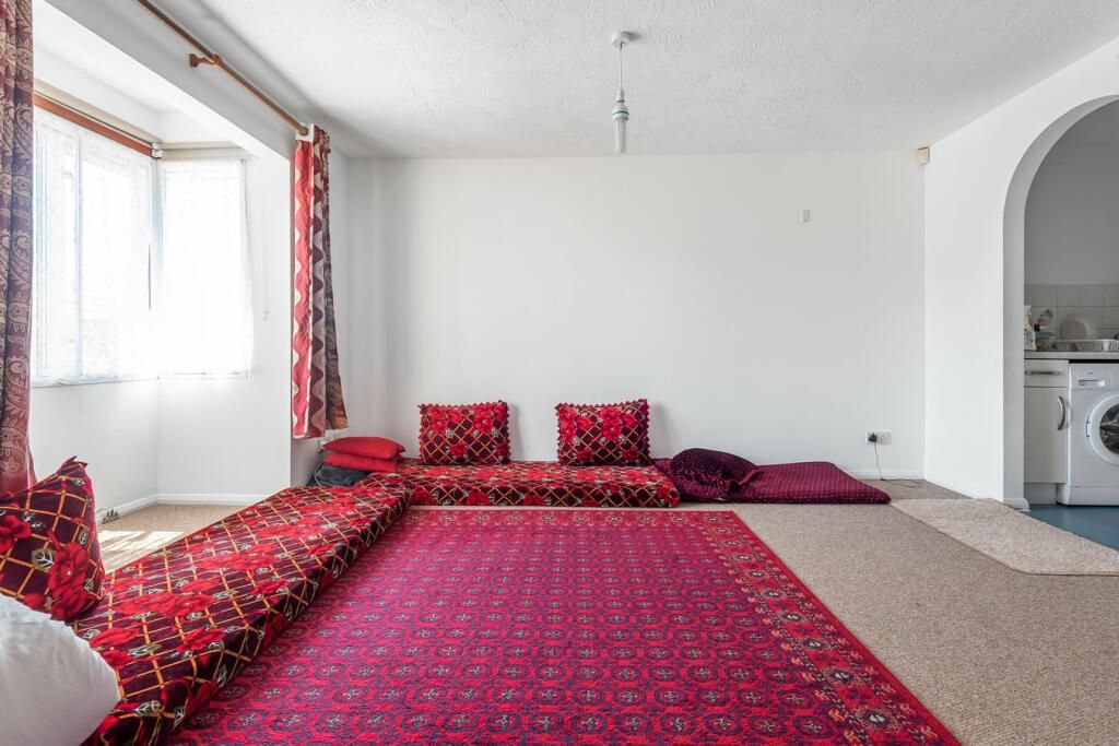 Property photo 2 of 13 Gallery