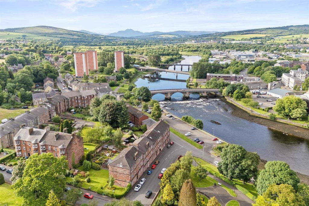 Additional image 5 of 2 bed flat for saleLevenford Terrace Dumbarton G82