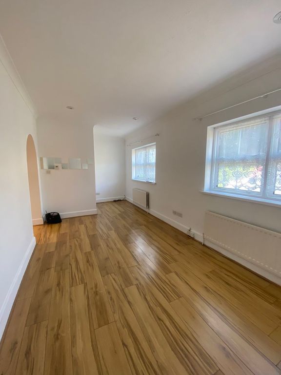 Property photo 2 of 10 Photo 13