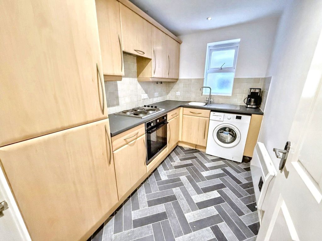 Additional image 7 of 2 bed flat for saleAysgarth, Cramlington NE23