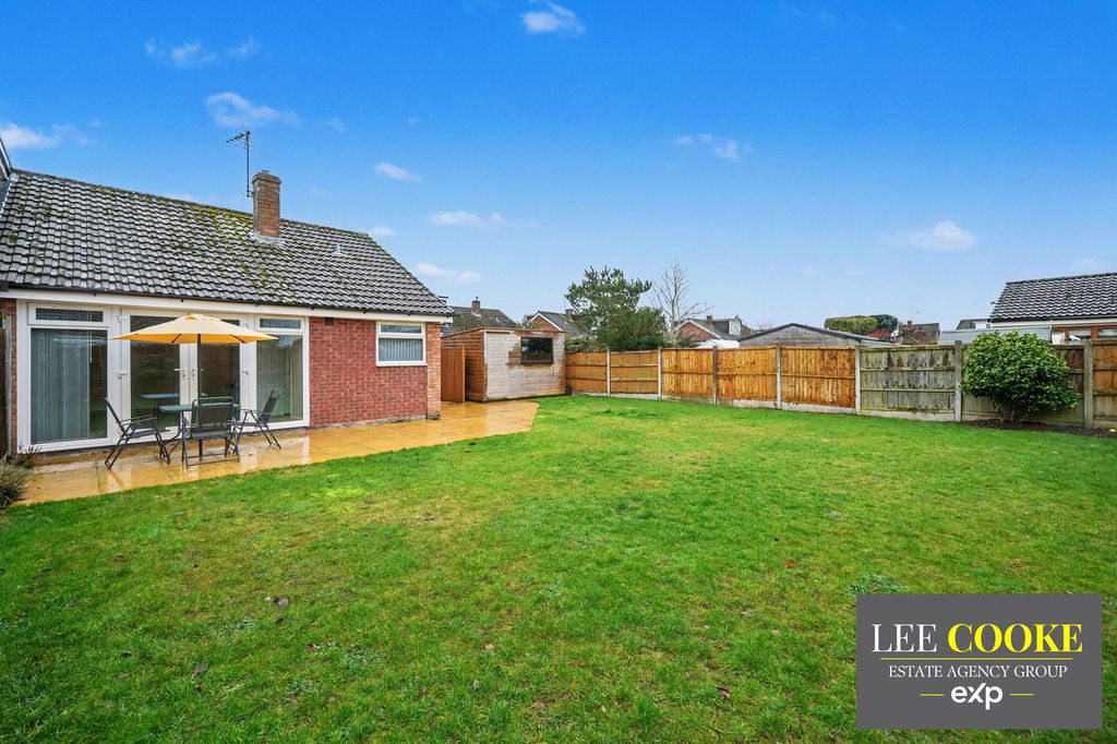 Property photo 2 of 26