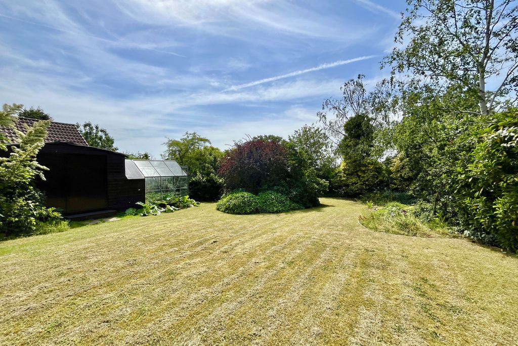 Property photo 3 of 37 30