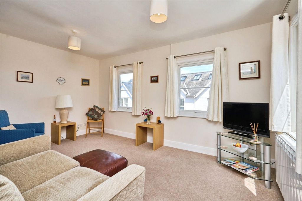 Property photo 3 of 12 Picture No. 09