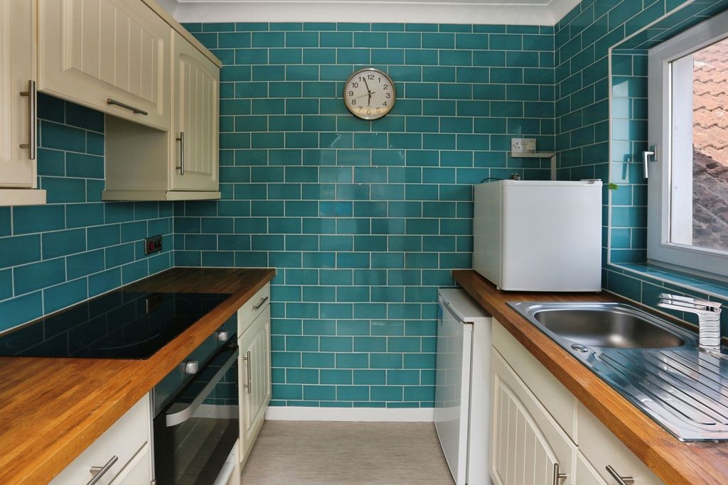 Property photo 1 of 20 Kitchen