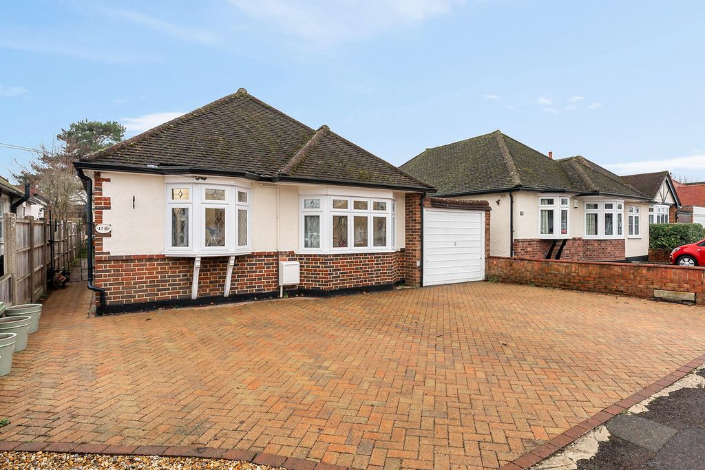 Property photo 2 of 25