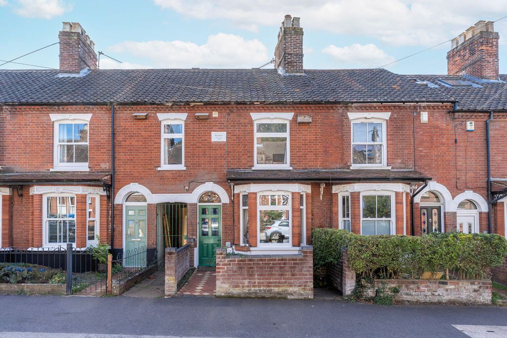 Property photo 1 of 24